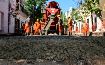 Comenzó una nueva etapa de obra en la calle Rivadavia hacia el río