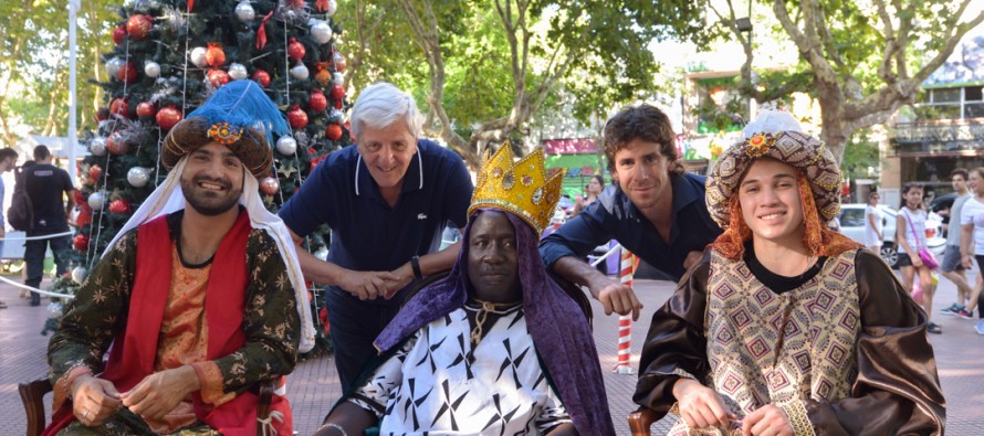 Los Reyes Magos pasaron por Plaza Mitre, Plaza Dorrego y Estación de Virreyes