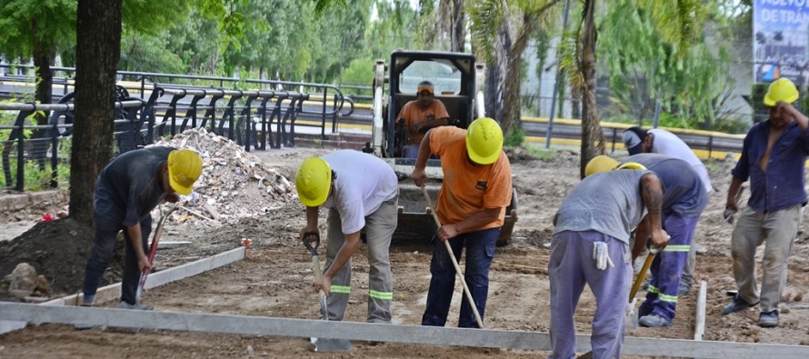 Comenzó la segunda etapa de renovación de la Plaza del Canal