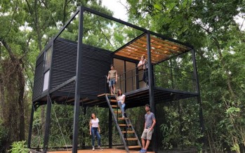 Estudiantes de arquitectura le construyeron la casa a una mujer que perdió todo en un incendio en el Delta