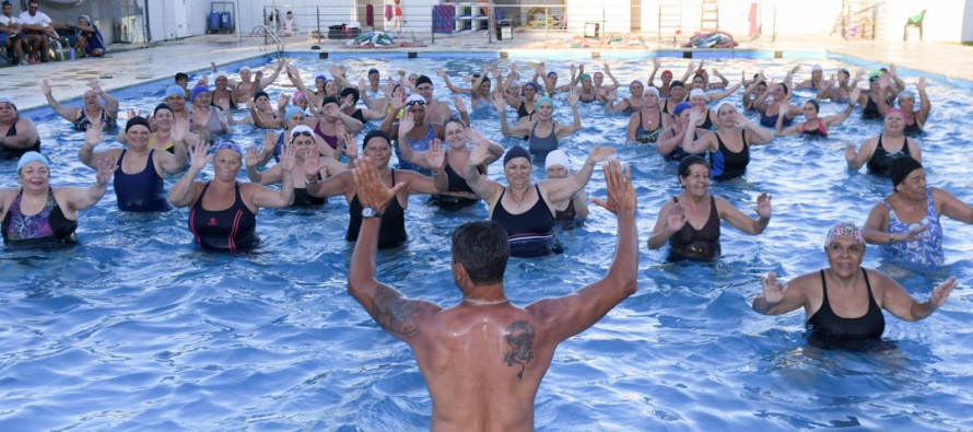 Clases de aquagym en los polis 2 y 6