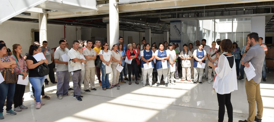 El personal que integrará el Hospital Municipal recorrió las nuevas instalaciones