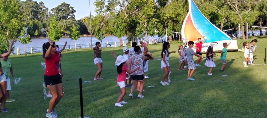 La Colonia de Discapacidad cerró la temporada de verano con una jornada artística