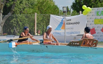 Jornada inclusiva de remo y kayak en el Poli Nº 3