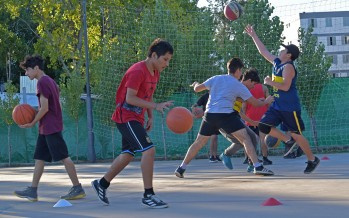 Básquet en el Polideportivo N° 7