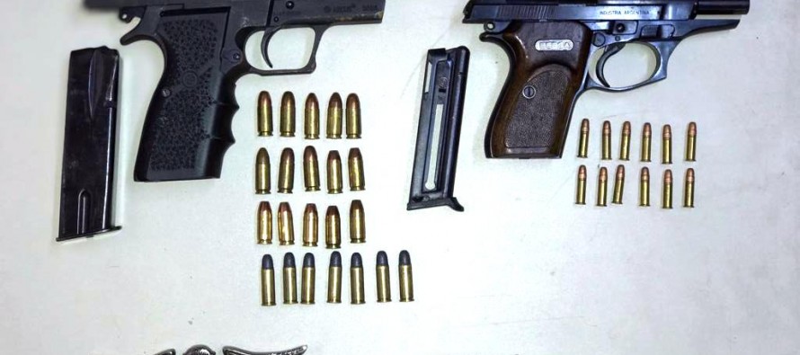 Detuvieron a nueve personas cuando robaban un comercio en Avellaneda y Azcuénaga