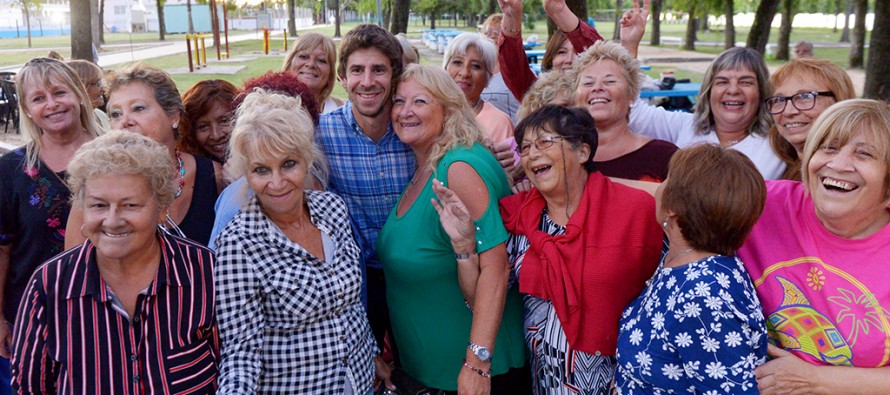 Así se vivió el cierre de la colonia de la Tercera Edad en el Poli N°3