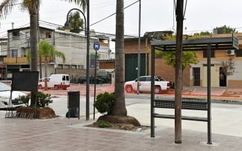 Renovación de veredas en la intersección de Ruta 202 y Avellaneda