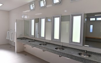 Renovación de los vestuarios de la pileta climatizada del Poli N° 1