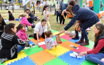“Jugando Conozco mis Derechos” pasó por la Plaza Manuel Belgrano