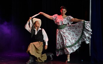 Comenzaron los programas artísticos escolares municipales con diversas muestras en el Teatro Martinelli