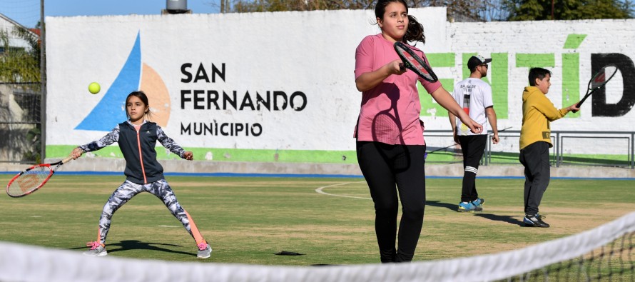 Se realizó en en Poli N°7 un nuevo Torneo de Tenis Interescuelas