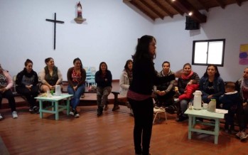 Se dictó un nuevo Taller de Apego en un centro comunitario del barrio Presidente Perón