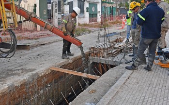 Avanzan las obras hidráulicas en el boulevard Martín Jacobé