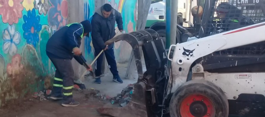 Operativo de limpieza y ordenamiento en el barrio San Jorge