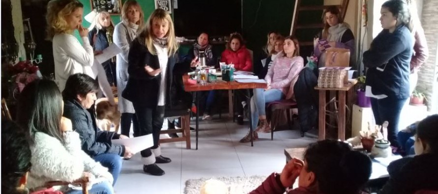 En el barrio Hardoy se realizó una capacitación contra la violencia de género