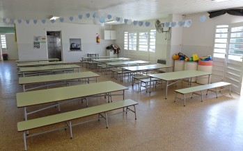 Entrega de mobiliario para acondicionar el Jardín Provincial N° 910
