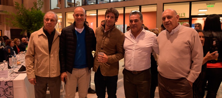 Los empleados de comercio de nuestra ciudad festejaron su día con una cena