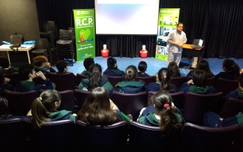 Capacitación en RCP en el Colegio San Martín de Tours