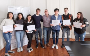 Becas a alumnos destacados de nuestra ciudad