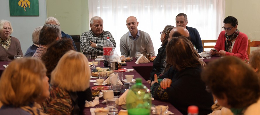 Visita al Centro de Jubilados “Unión y Dignidad” de Victoria