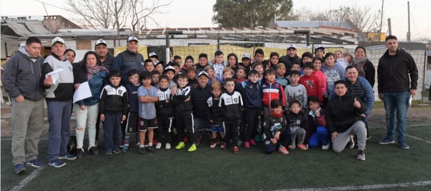 Ayuda al Club Santa Catalina para construir nuevos vestuarios