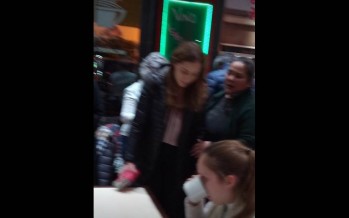 Escracharon a María Eugenia Vidal frente a la Plaza Mitre