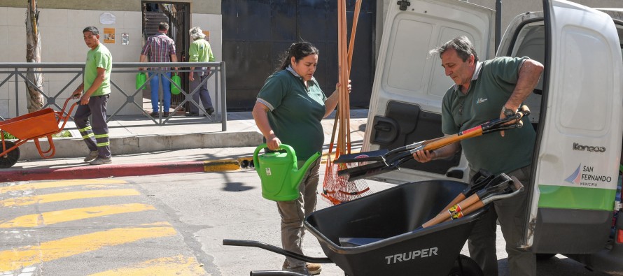 Materiales para una huerta orgánica desarrollada por alumnos de 6to año del Instituto Madre Rafaela