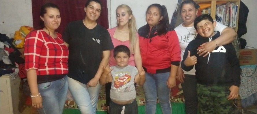 Tiene 8 hijos y abrió un merendero en su casa del barrio San Rafael