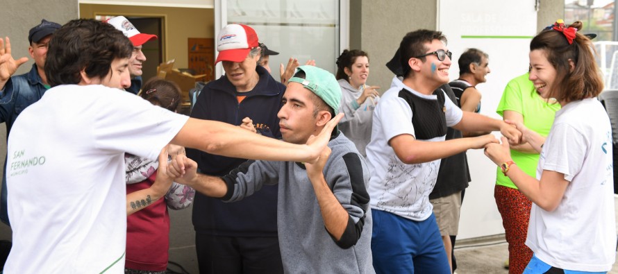 Encuentro regional recreativo para personas con discapacidad en el Poli 8