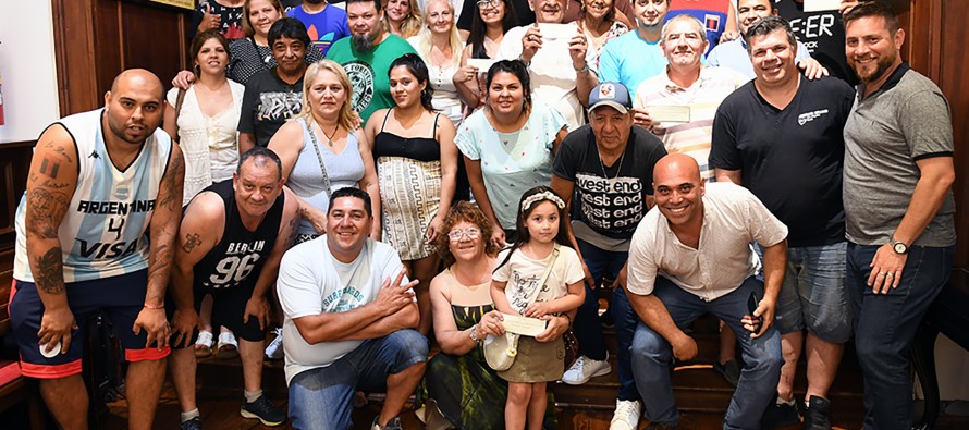 Reconocimiento a las murgas de nuestra ciudad por el trabajo social que realizan