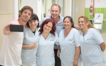 Saludo a los trabajadores del Hospital Municipal por las fiestas