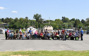 El tour por la ciudad para la comunidad judía finalizó en el Parque Náutico