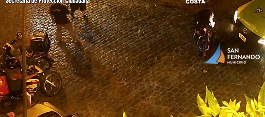 Detienen a una persona por robo en la zona de cajeros del Banco Provincia