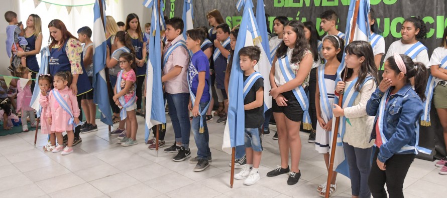 Con un acto en el Jardín Maternal Don Mariano, comenzaron las clases en los programas municipales de educación