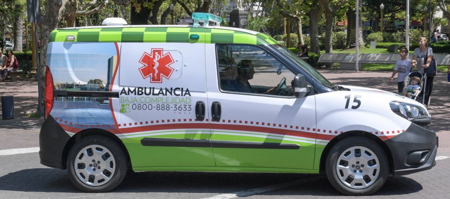 Nueva ambulancia para asistir a las escuelas de nuestro distrito