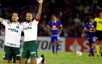 Palmeiras lució su categoría en Victoria