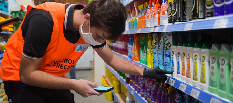 Continúan los controles de precios y horarios de comercios