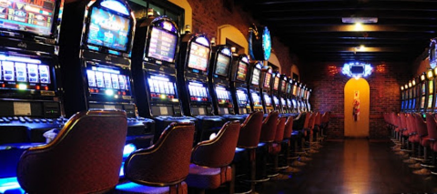 Trabajadores del Bingo King denuncian que el dueño incumple con pagos