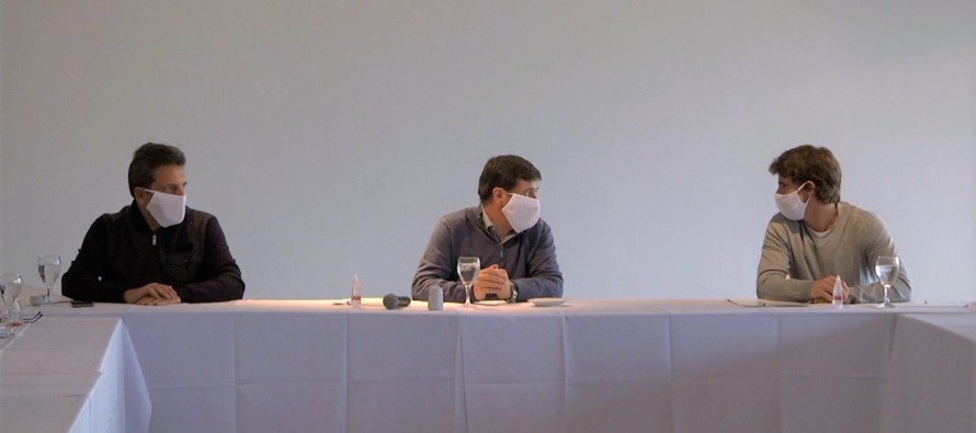 Coronavirus: Juan Andreotti recibió a Daniel Arroyo, a Sergio Massa y a intendentes para coordinar acciones