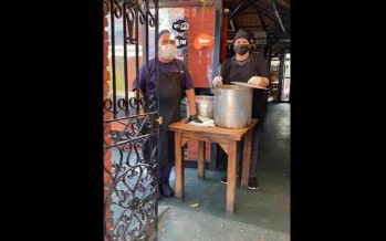 Coronavirus: la parrilla que hace guisos para las familias más postergadas