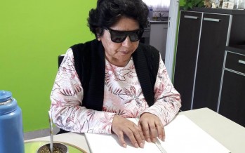 El Centro de Adultos Ciegos y Disminuidos Visuales continúa con sus talleres virtuales
