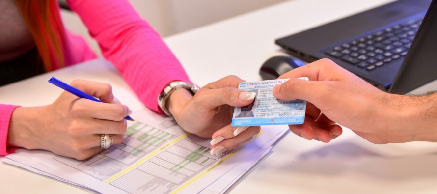 Las licencias de conducir se prorrogan por 180 días