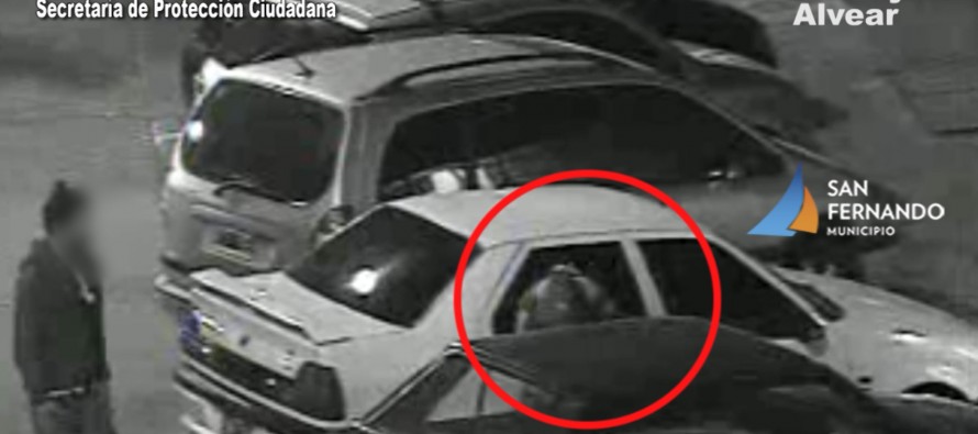 Barrio Infico: dos detenidos por intentar abrir autos