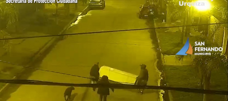 Sarratea y Urquiza: cuatro detenidos por intentar robar una heladera de un domicilio