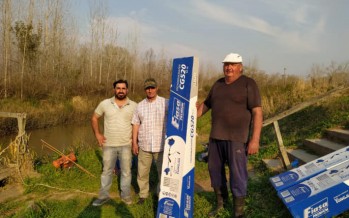 Entrega de motodesmalezadoras a productores del Delta