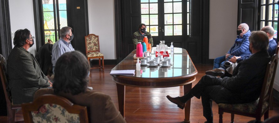 Municipio y clubes náuticos acordaron protocolos para la habilitación de deportes de vela