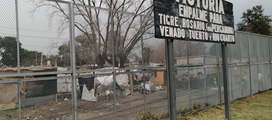 Los ramales Retiro-Tigre y Victoria-Capilla del Señor de la línea Mitre siguen sin prestar servicios por la toma de tierras