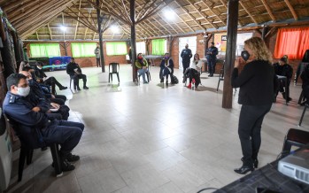 Municipio y Provincia capacitan a personal policial sobre el abordaje en casos de violencia de género