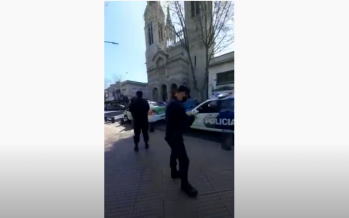Policías de la Provincia se manifestaron en Plaza Mitre en reclamo de mejoras salariales